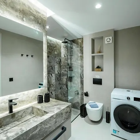 Sun Petradi Loft Apartment